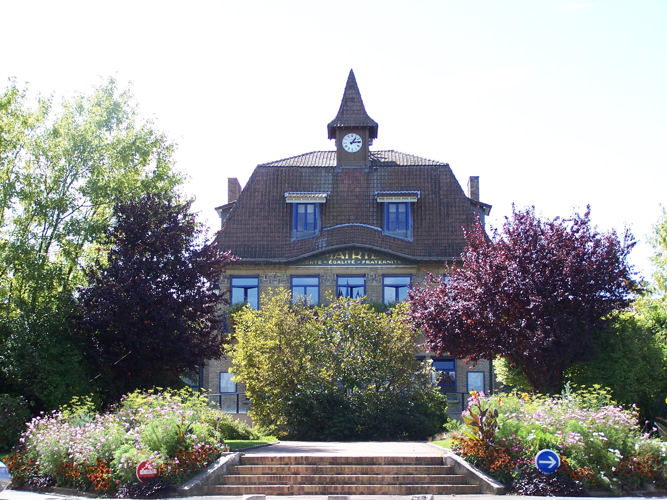 Photo de la mairie de Claye sous bois